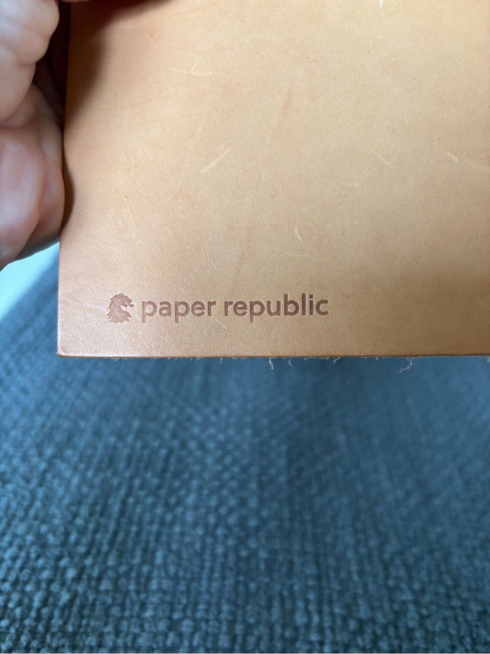 Paper Republic Grand Voyageur in Natural XL
•Comes with 2 notebook refills - Picture 7 of 10